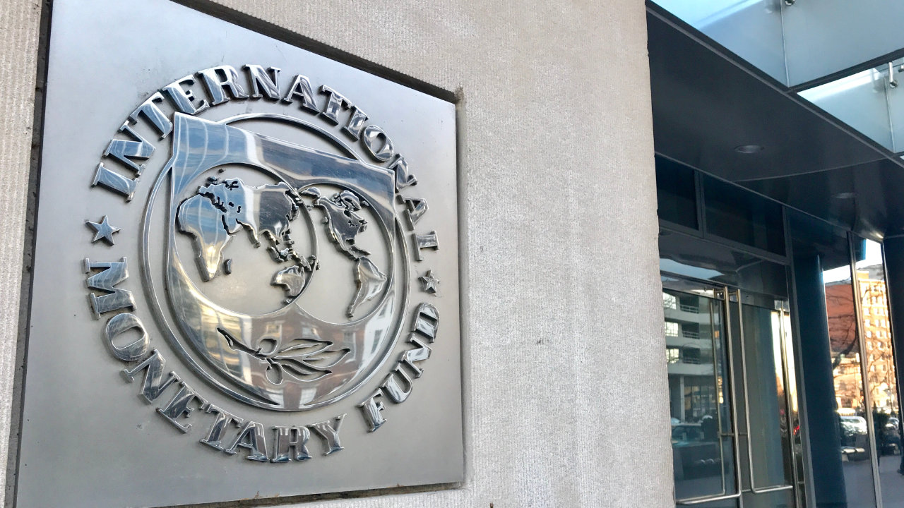 IMF Warns Crypto Boom Poses New Financial Stability Challenges, Urges Regulators to Step Up