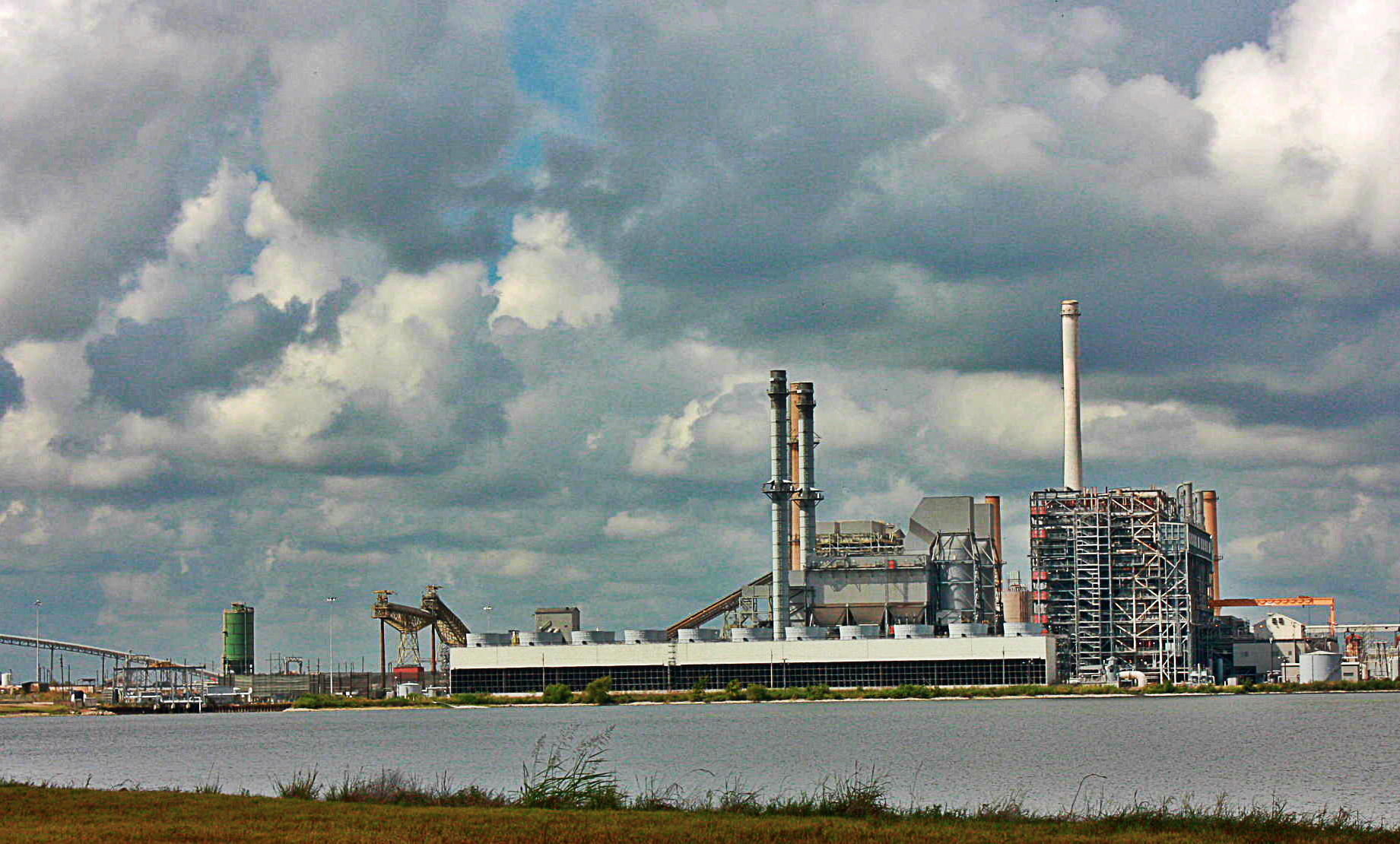 Bitmain Pauses Texas Mining Operations, County Officials Report Bitmain Pauses Texas Mining Operations, County Officials Report