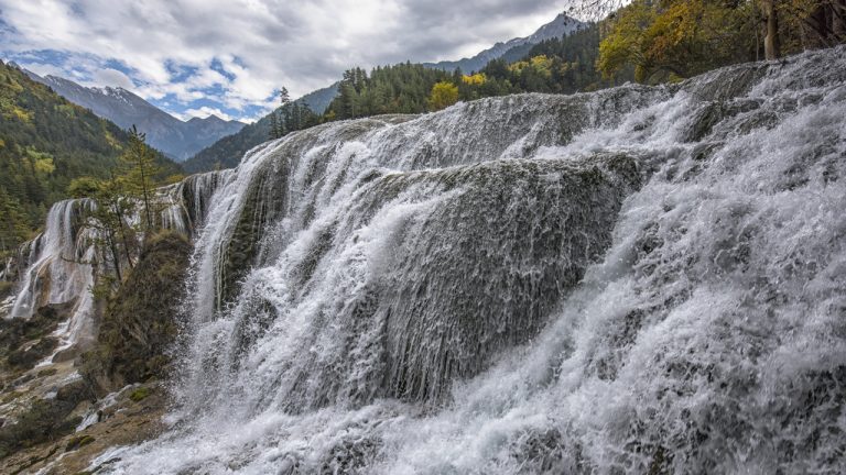 Sichuan Officials Continue to Foster the Relationship Between Bitcoin Mining and Hydropower