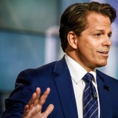 Scaramucci’s Billion-Dollar Mega Hedge Fund Skybridge ‘May Hold Positions’ in Bitcoin
