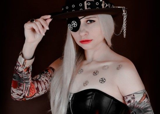 cosplay pirate