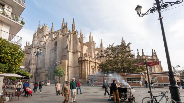 Two Major Hotels in a Touristic Spanish City to Accept Crypto Payments in the Wake of the Covid-19 Crisis