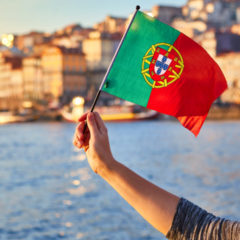 Bitcoin-Friendly Portugal Welcomes Refugees From Ukraine’s Crypto Sector, Report Reveals