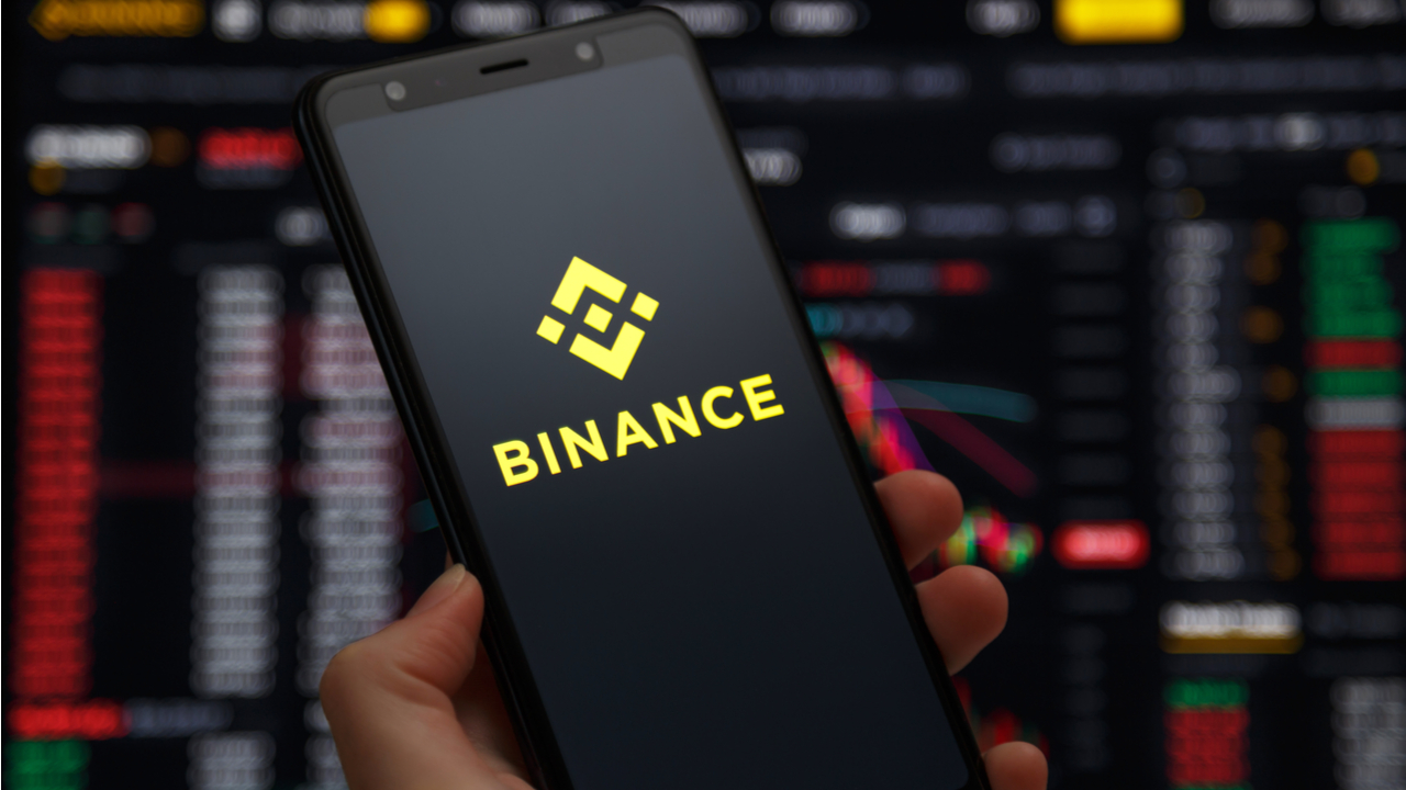 Binance Blocks Accounts Linked to Relatives of Senior Russian Officials