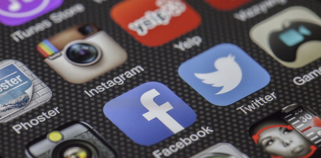 social-media2