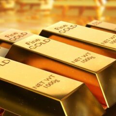 Gold Prices Soar Over $3,500 on the Wings of a Weak Dollar