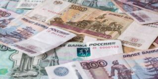 A Blow to the Dollar: Russia Reaches Historic Milestone by Paying for Over Half of Its Imports in Rubles