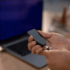 Trezor Integrates 1inch Fusion for Gasless Crypto Swaps