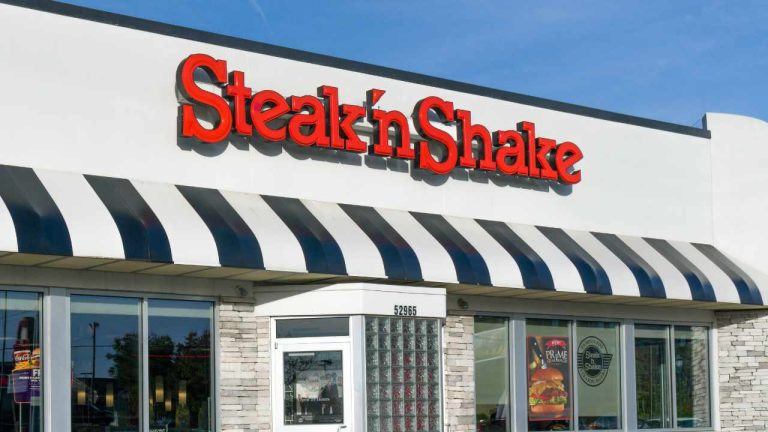 Steak 'n Shake Goes Full Crypto — 100M Can Pay With Bitcoin Next Week