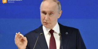 Russia Rejects Anti-Dollar Claims as Putin Defends BRICS Trade Strategy