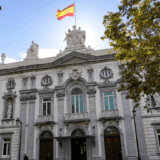 Judge Orders Detention of ‘Cryptospain’ in $300M Pyramid Scheme Case