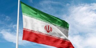 Iran’s Rial Hits Record Low of 1.95 Million per Dollar as US Pressure Mounts