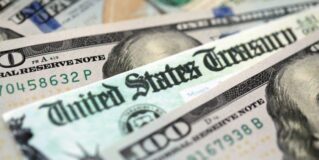 Clarity Act Won’t Save US Treasury Debt Market, Analyst Warns