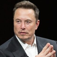 Musk Sees SpaceX Worth Far More Than Earth’s Economy; Saylor Is Bullish