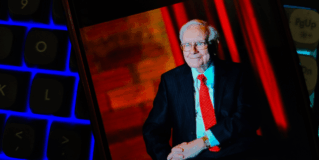 Warren Buffett’s Son Didn’t Know His Dad Was a Billionaire Until He Was in His 20s